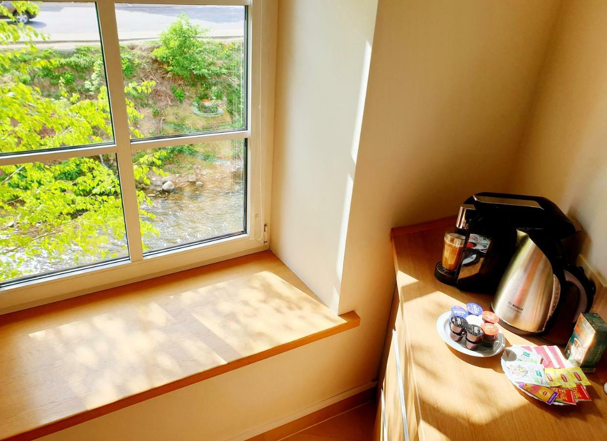 Exceptional Uzupis Bridge 3 Bedroom Apartment วิลนีอุส ภายนอก รูปภาพ